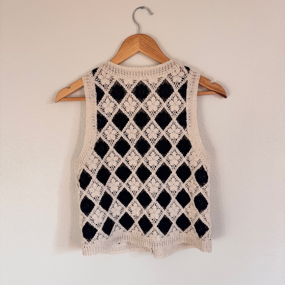 Sezane Ivory and Black Argyle Knit Vest - Picture 4 of 5